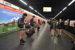 NO PANTS SUBWAY RIDE