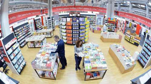 salone del libro si sposta a milano