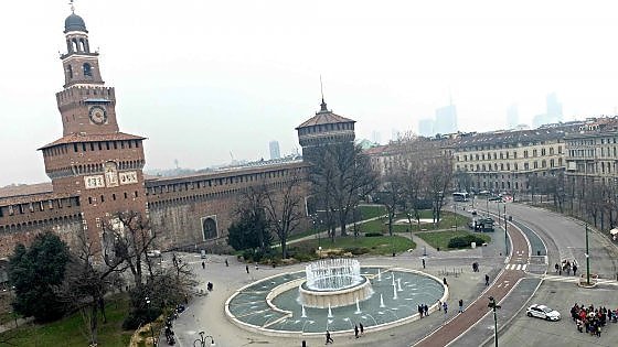 piazza castello milano