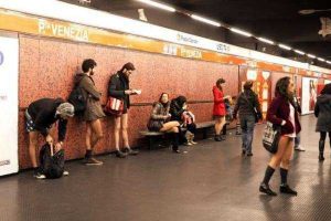 NO PANTS SUBWAY RIDE