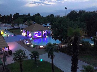 pool party acquatica