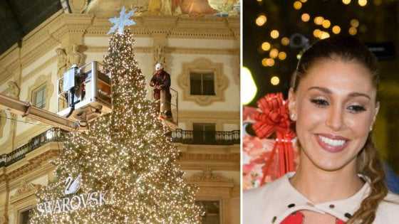 Albero Di Natale Swarovski Milano 2019.Galleria Vittorio Emanuele Belen Accendera L Albero Swarovski