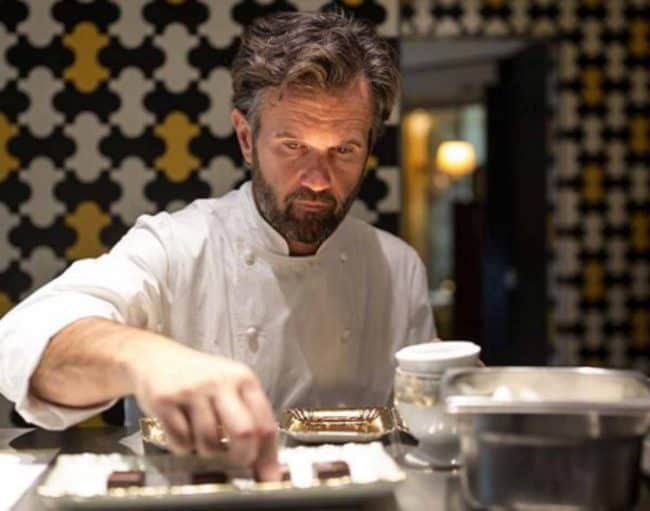 Antipasti Di Natale Cracco.Carlo Cracco Ecco Il Menu Stellato Da 400 Euro Per Capodanno 2020